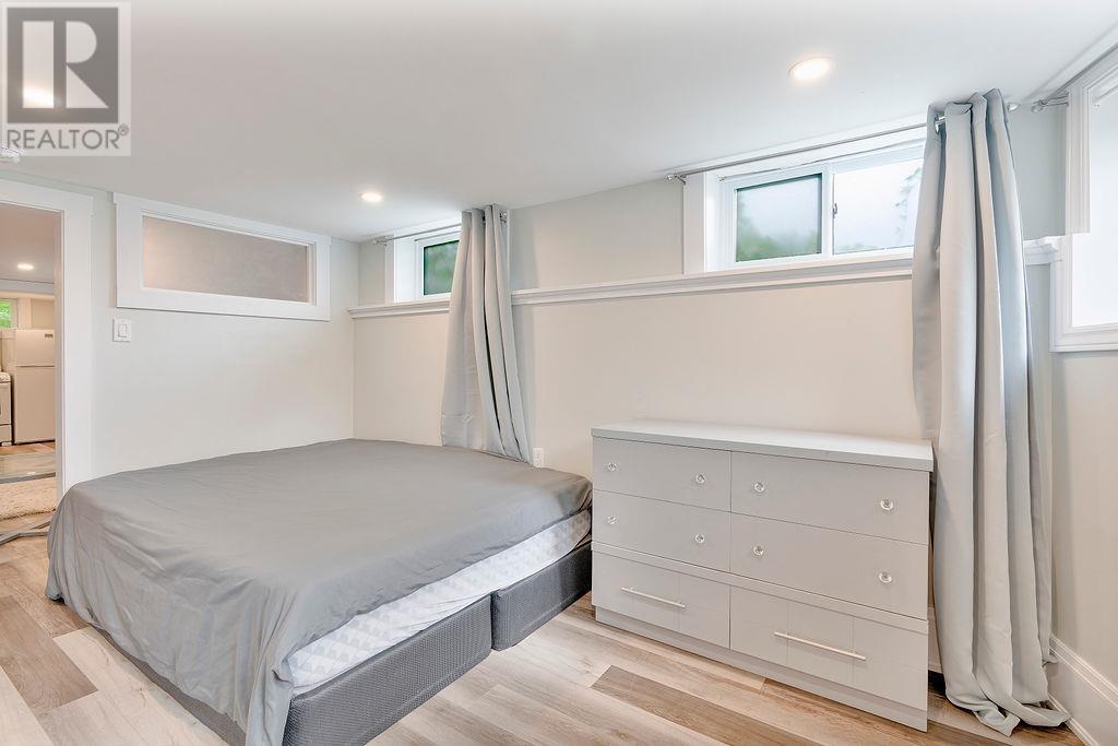 111/113 NORTH RIVER ROAD - 46