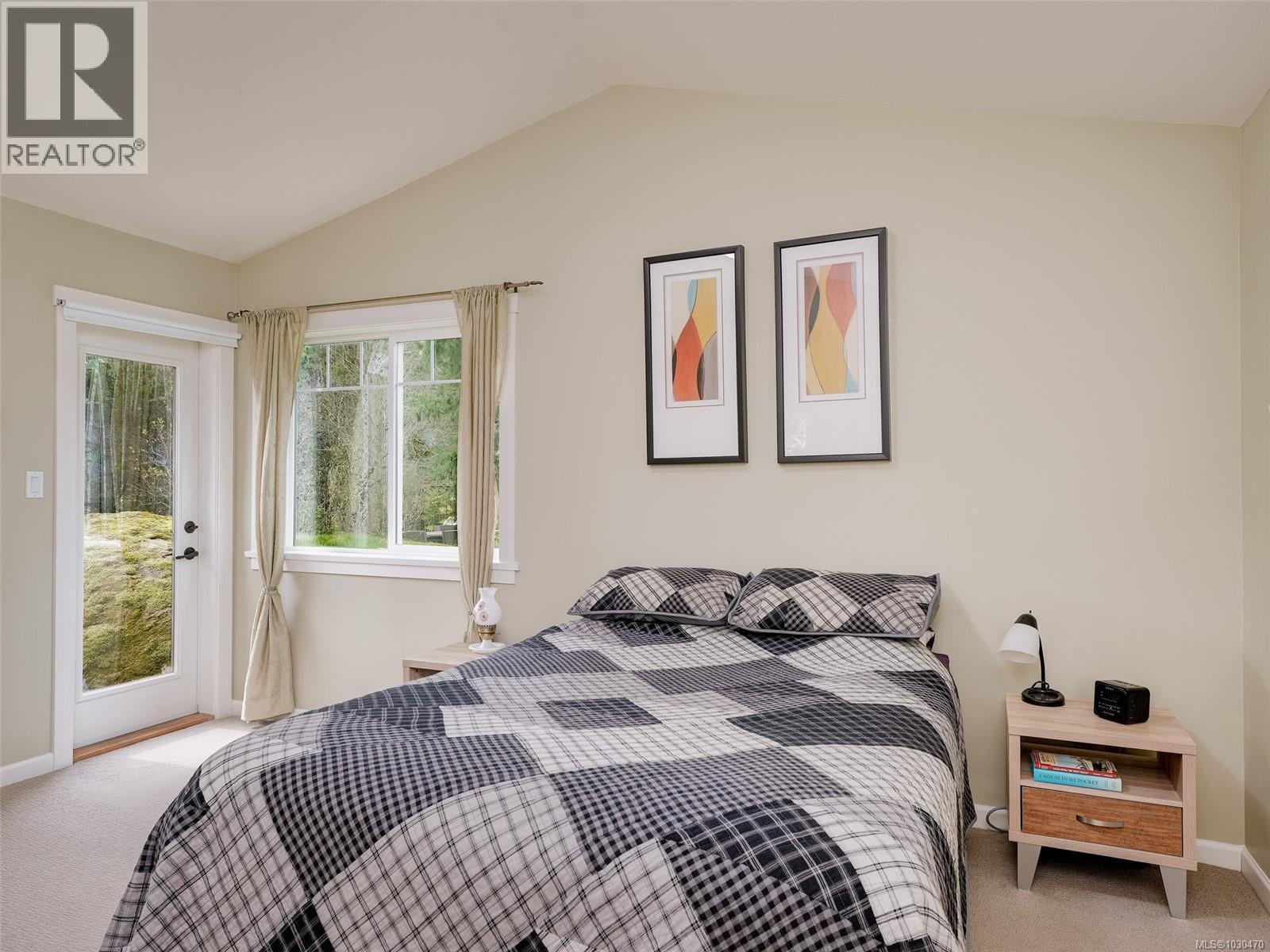 1046 Summer Breeze Lane - 13