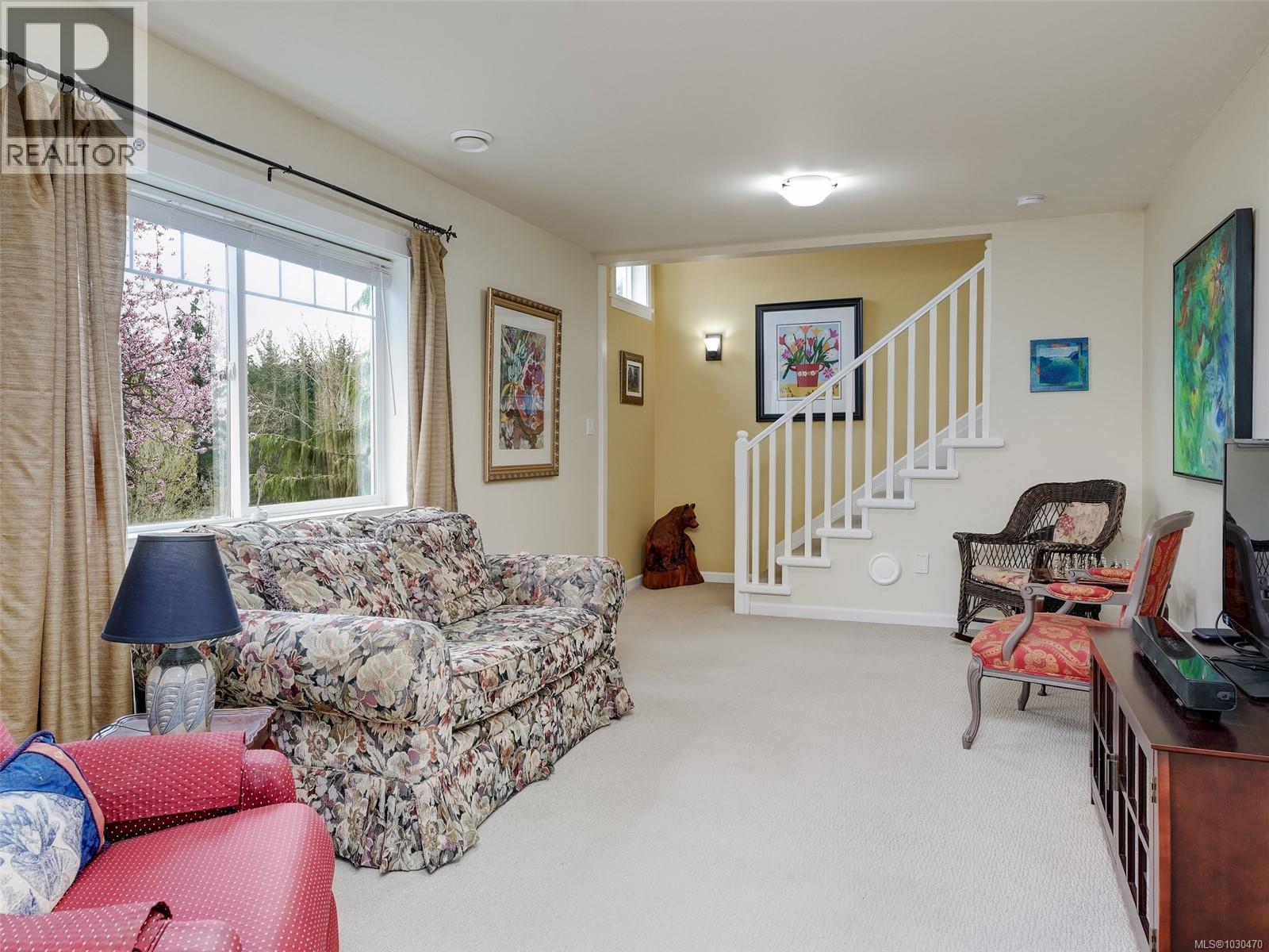 1046 SUMMER BREEZE LANE - 21