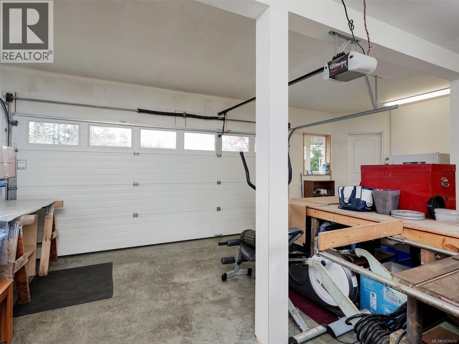 1046 Summer Breeze Lane - 23