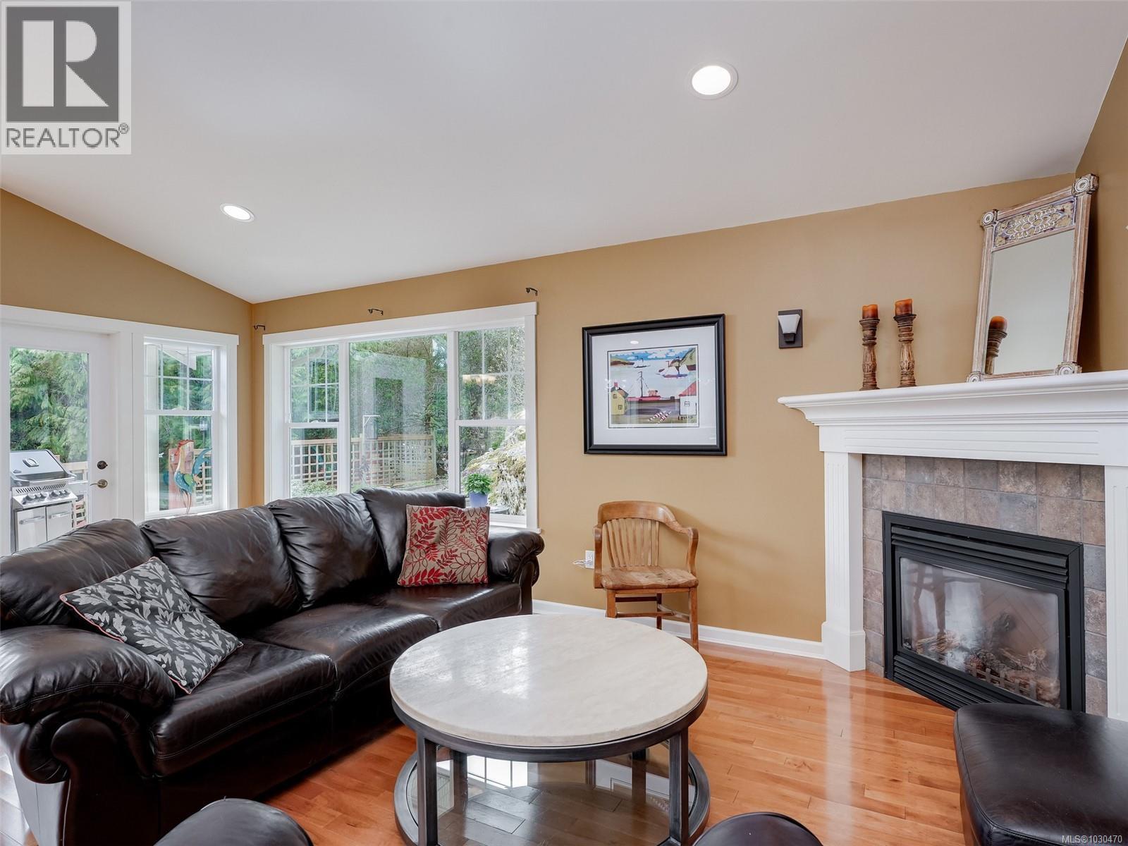 1046 Summer Breeze Lane - 6
