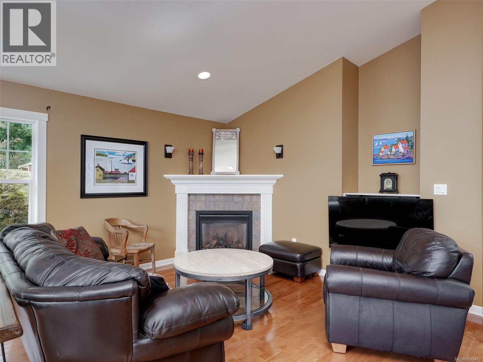 1046 Summer Breeze Lane - 7