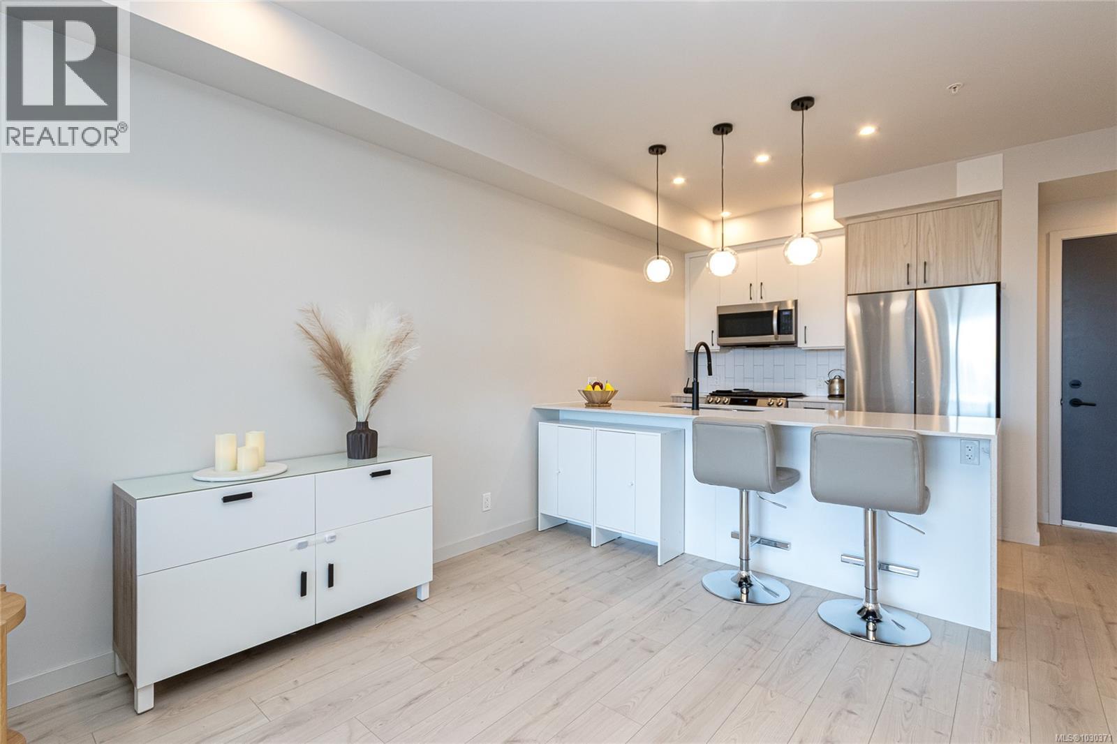 403 958 Pharoah Mews, Langford