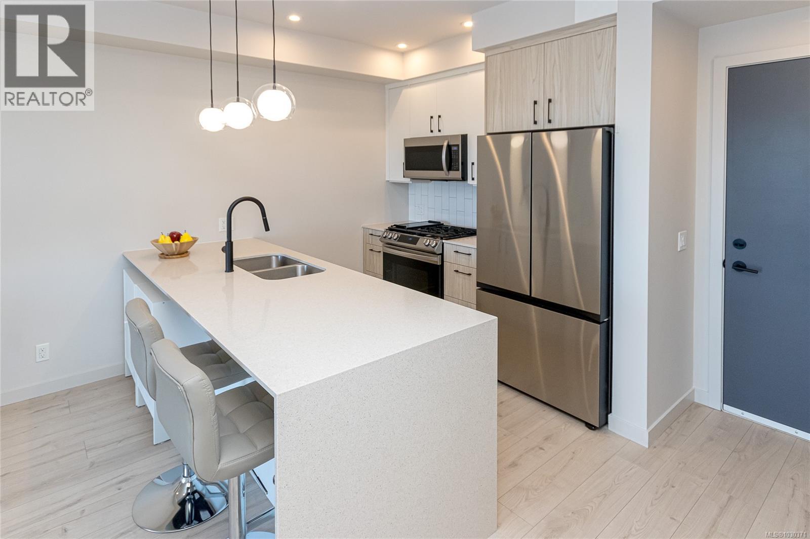 403 958 Pharoah Mews, Langford