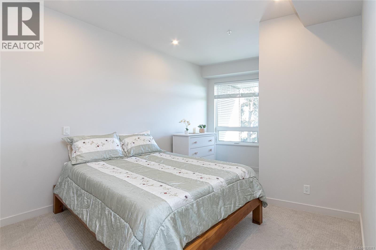 403 958 Pharoah Mews, Langford