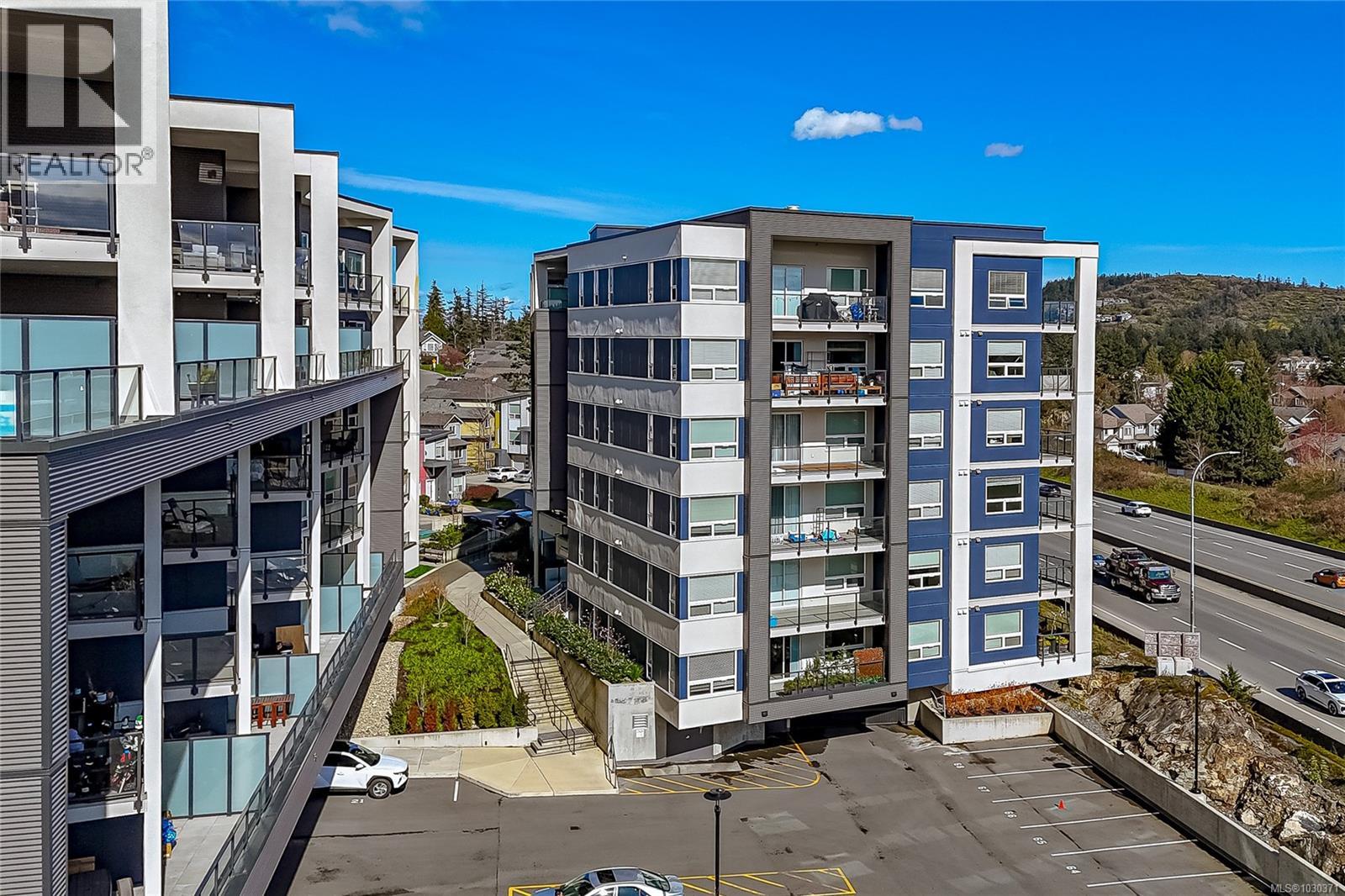 403 958 Pharoah Mews, Langford