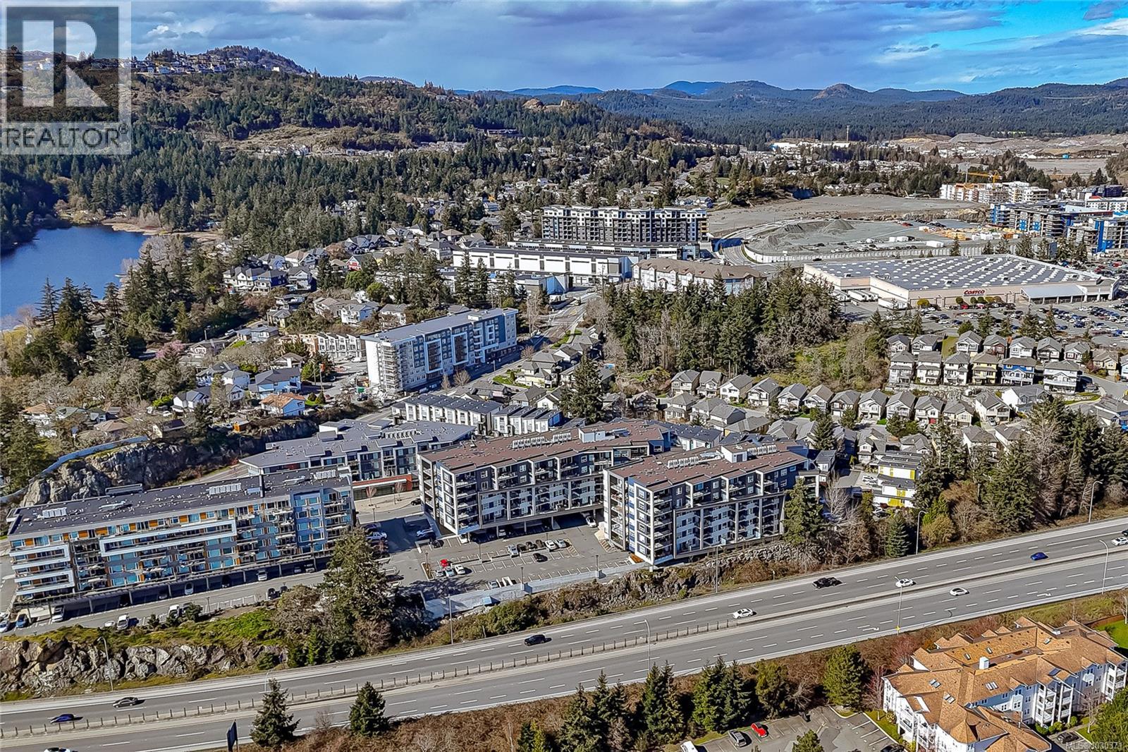 403 958 Pharoah Mews, Langford