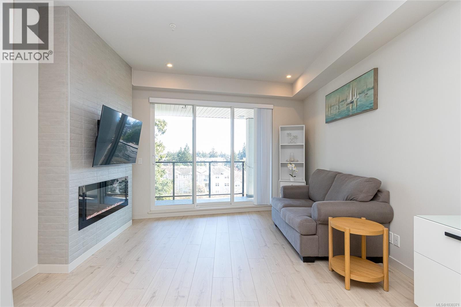 403 958 Pharoah Mews, Langford