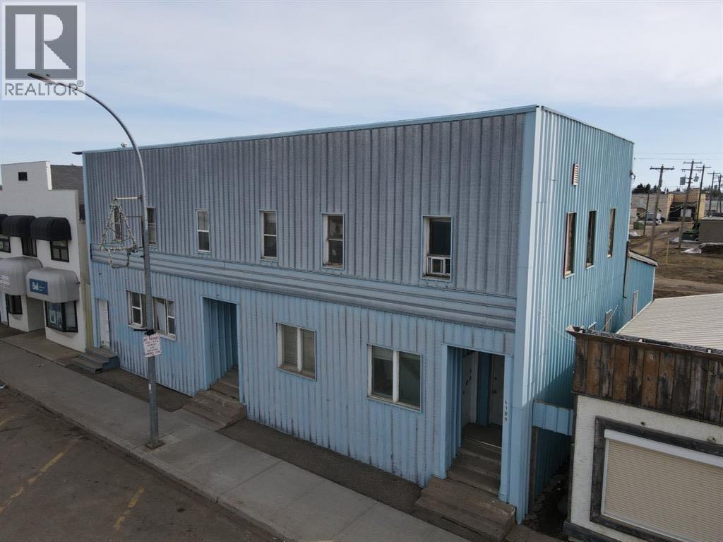 # 1-6, 5109 50th Street - 32