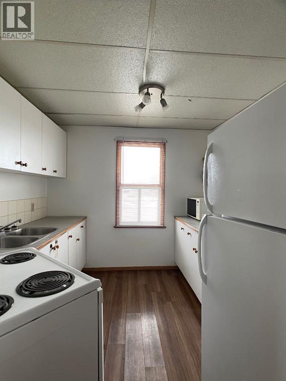 # 1-6, 5109 50th Street - 24