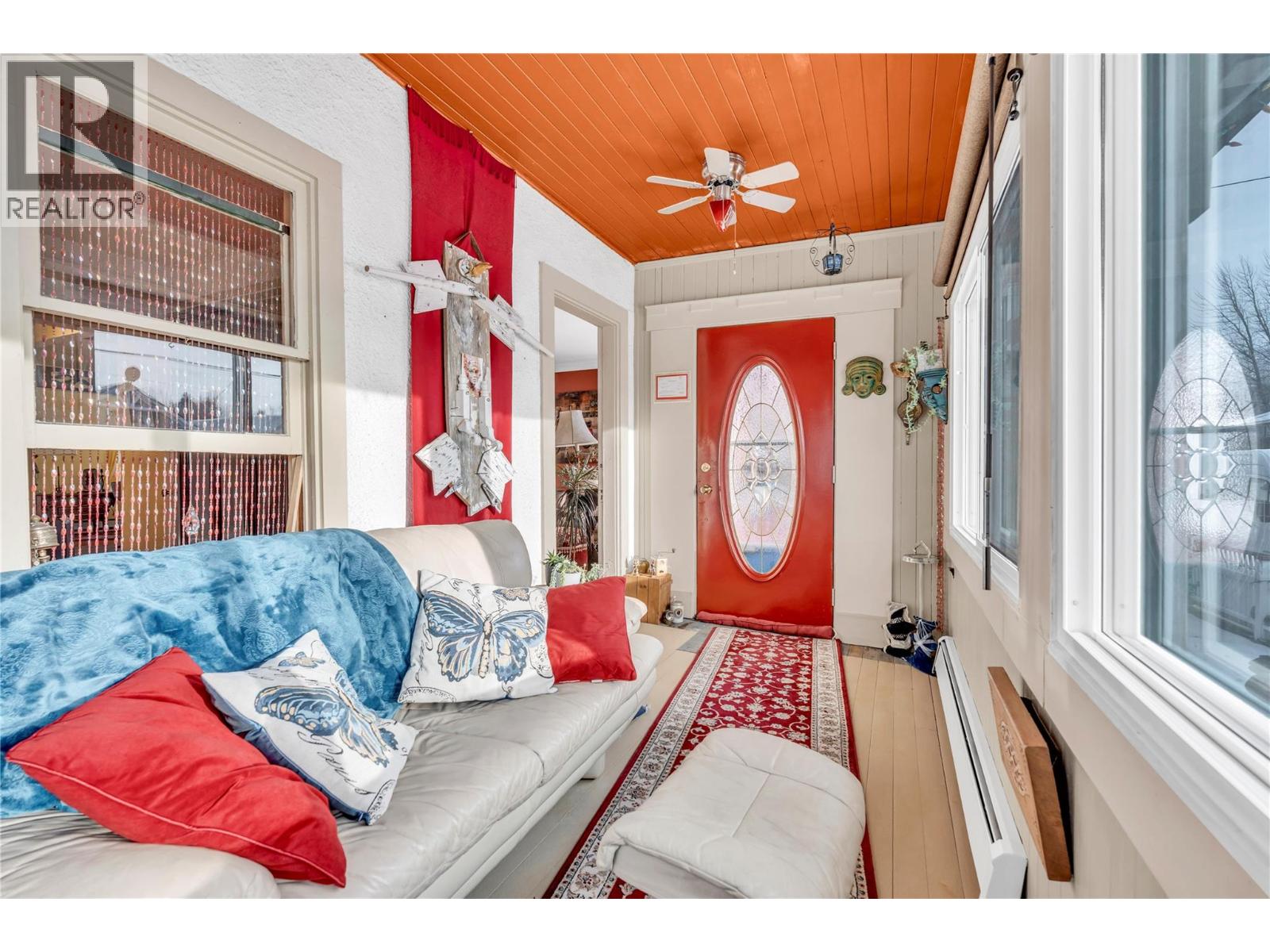 45 FENCHURCH AVENUE - Image 2