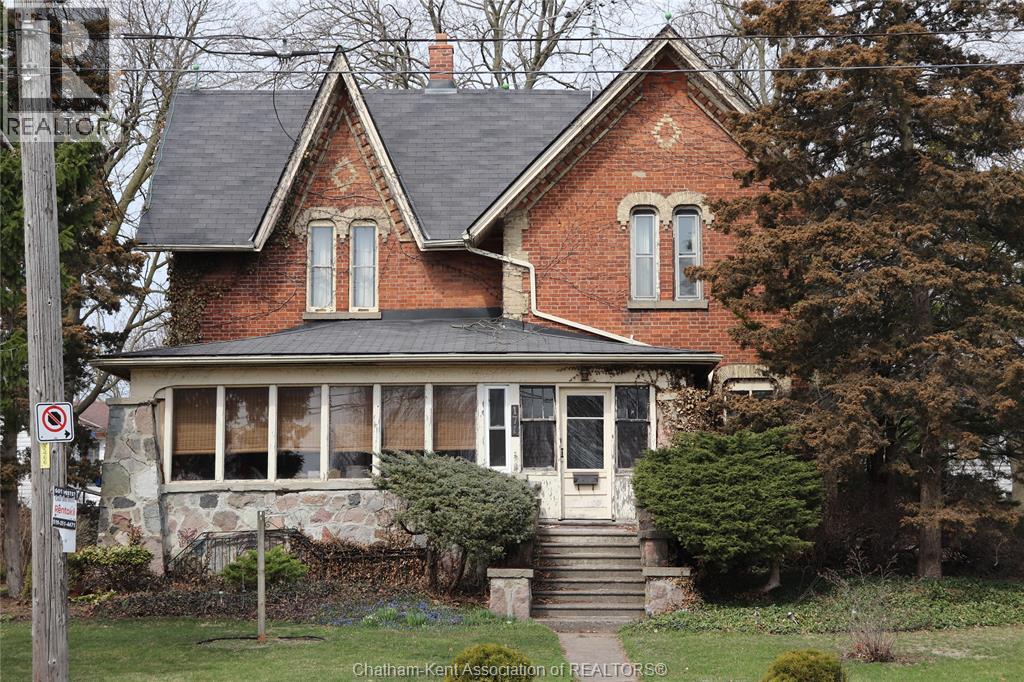 171 Talbot STREET West