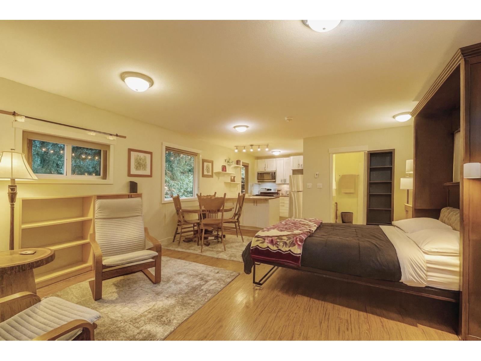 3048 HOT SPRINGS ROAD, Agassiz, Agassiz