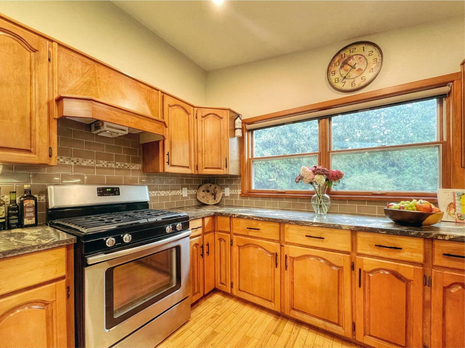 3048 HOT SPRINGS ROAD, Agassiz, Agassiz