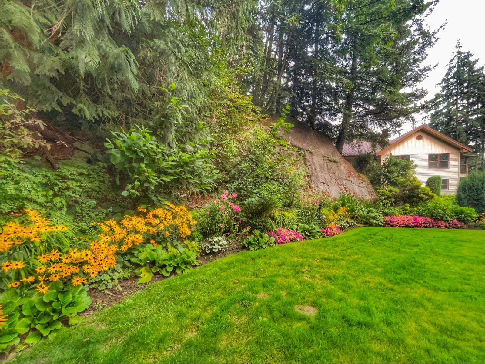 3048 HOT SPRINGS ROAD, Agassiz, Agassiz