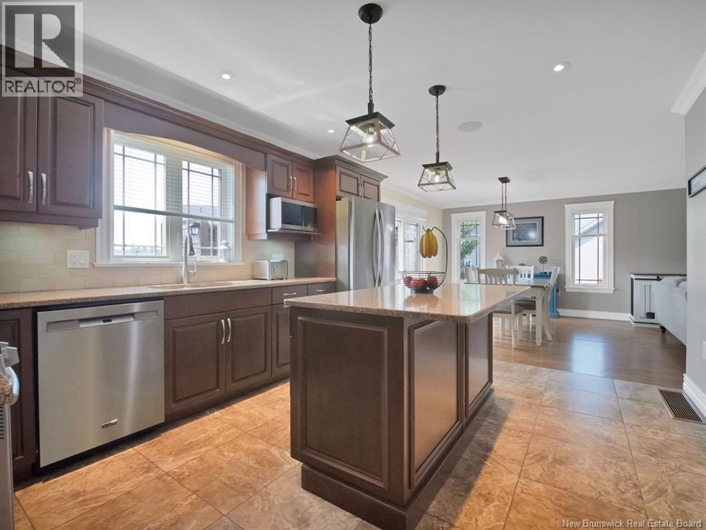 75 SHIAJAN CRESCENT - 12