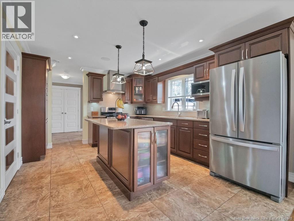 75 SHIAJAN CRESCENT - 11