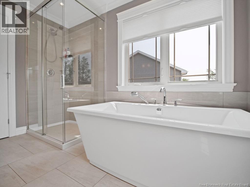 75 SHIAJAN CRESCENT - 24