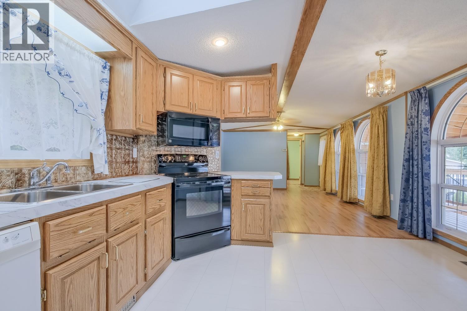 #26 610 KATHERINE ROAD - 13