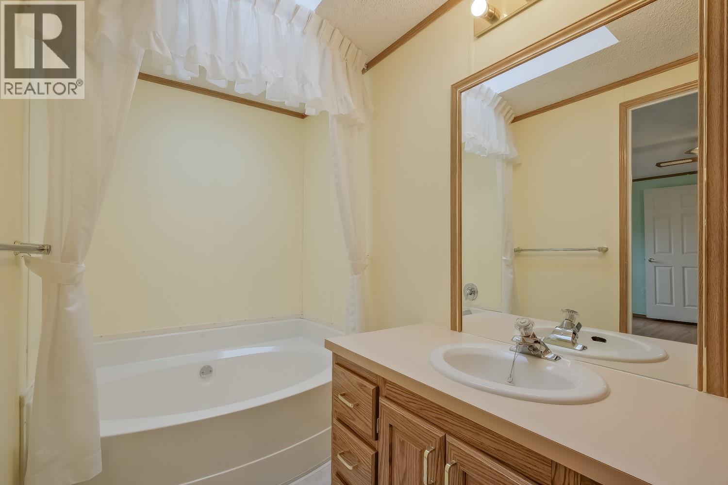 #26 610 KATHERINE ROAD - 19