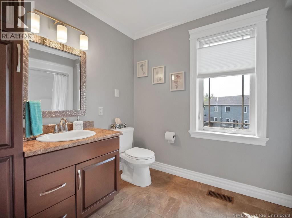 75 SHIAJAN CRESCENT - 26