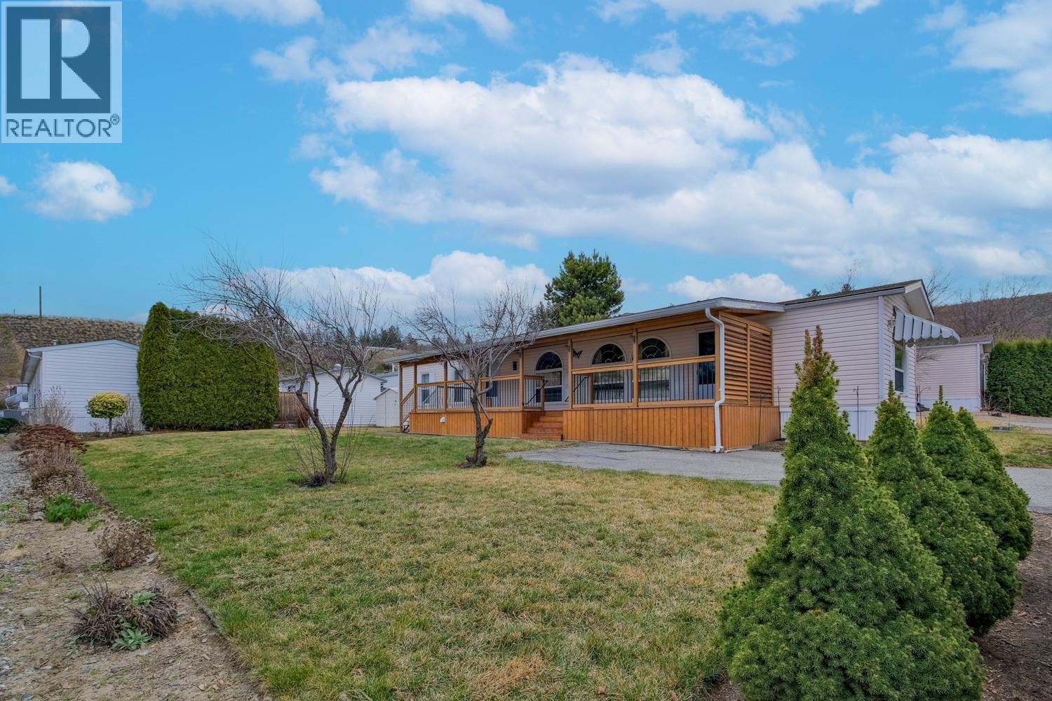 #26 610 KATHERINE ROAD - 30