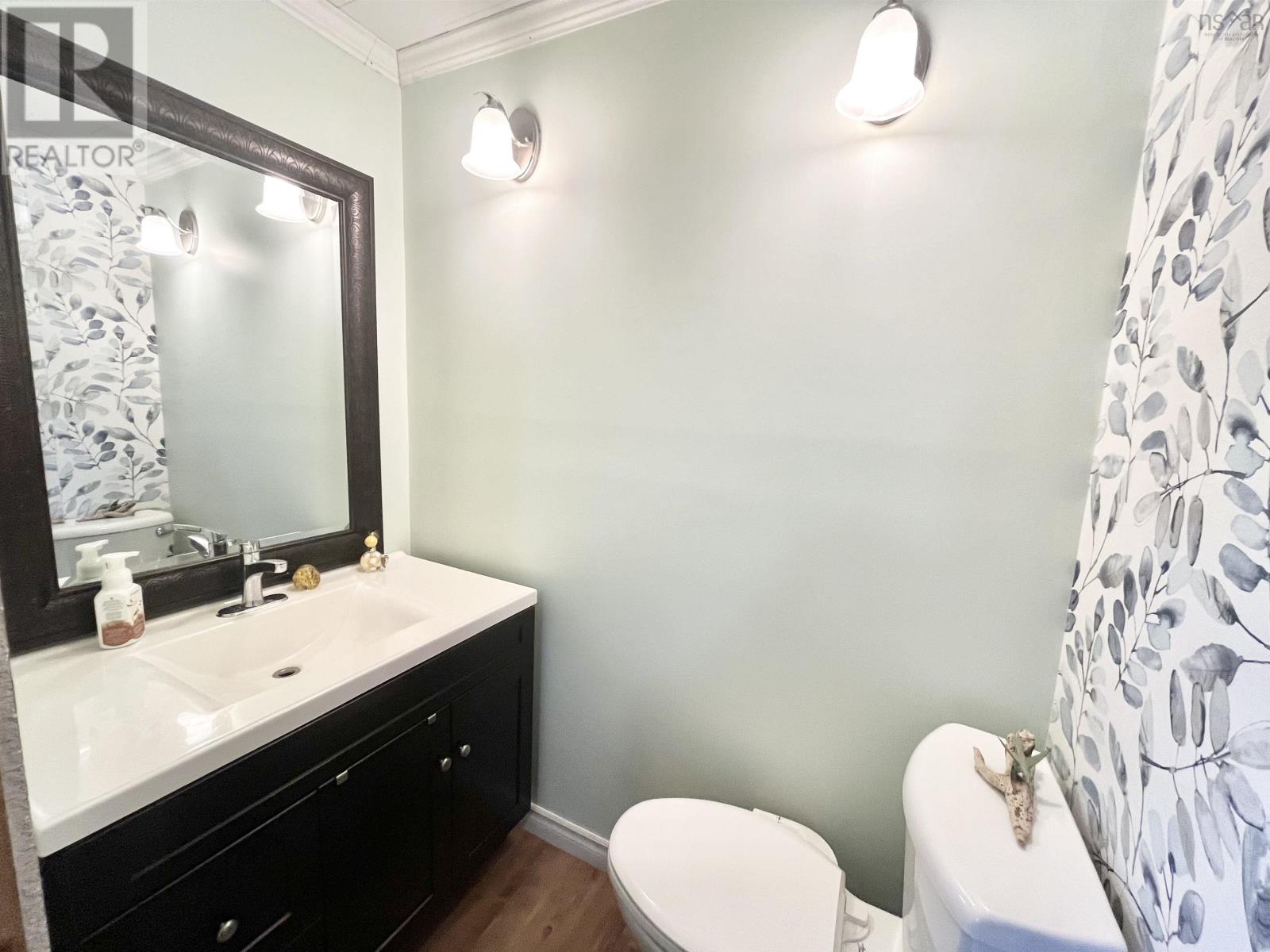 Property 14 of 30 of 2645 Main Street