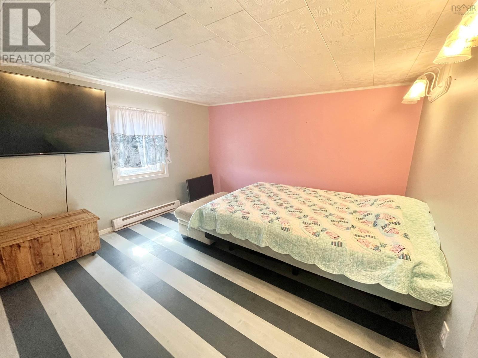 Property 17 of 30 of 2645 Main Street