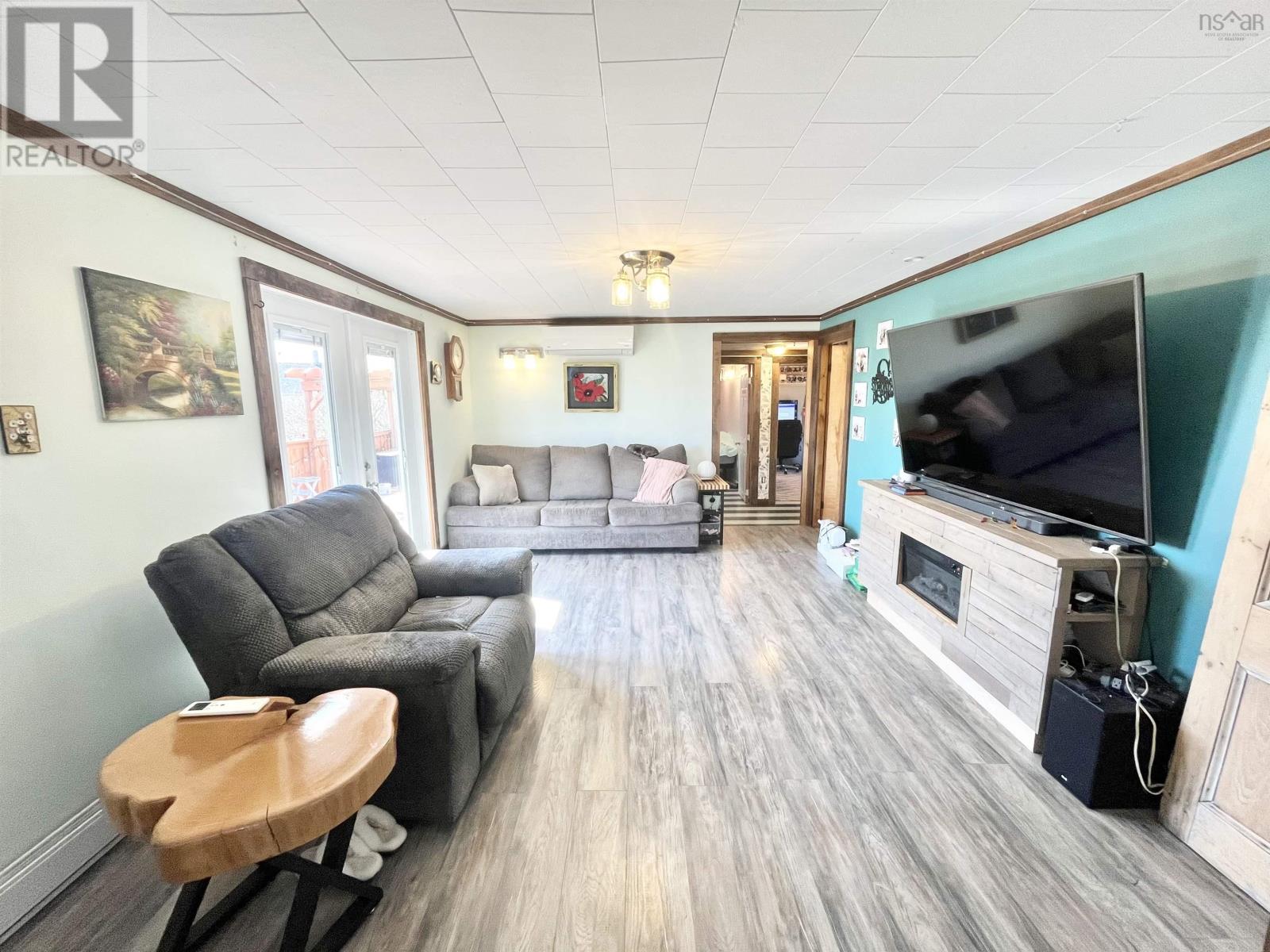 Property 8 of 30 of 2645 Main Street