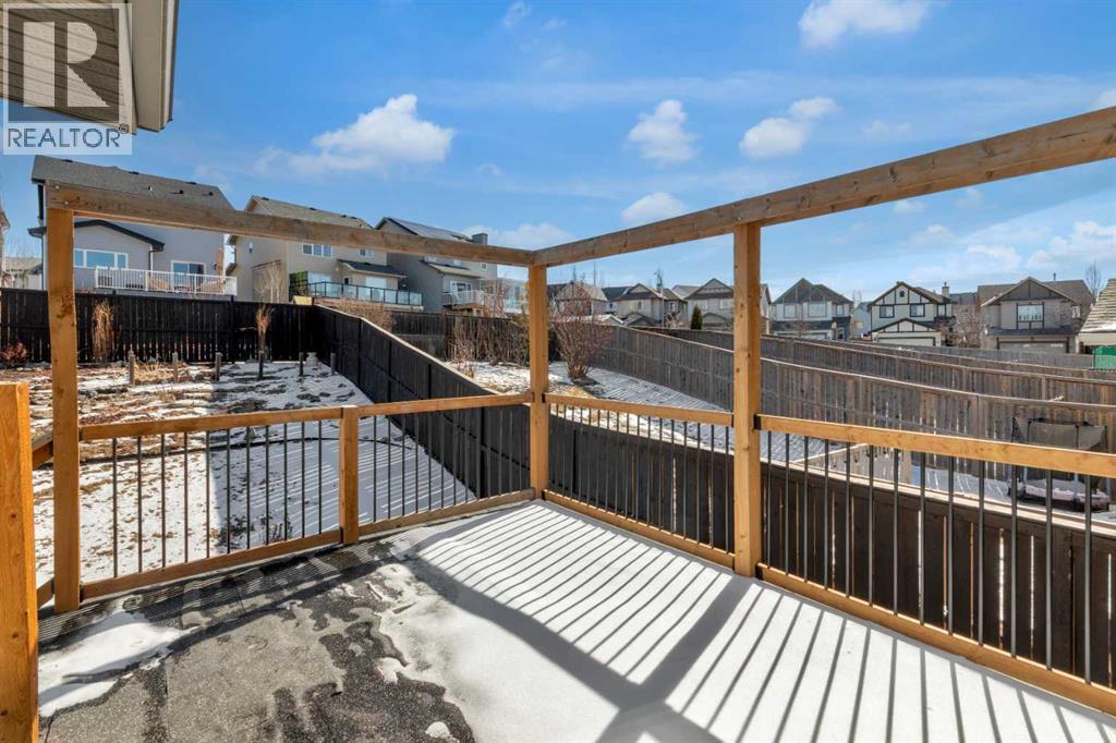 Single Family House Bi-level for Sale in  Evansbrooke Point NW Evanston Calgary 