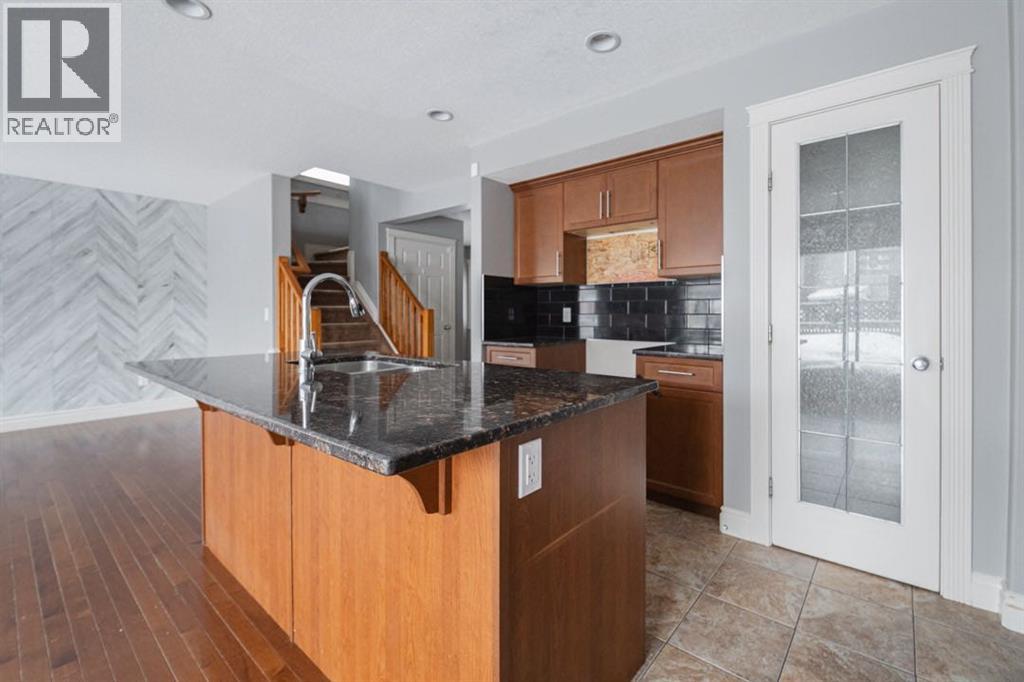 205 Diamondstone Ridge, Fort McMurray