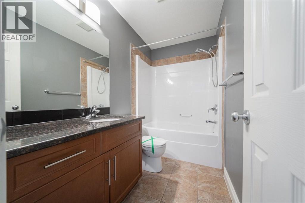 205 Diamondstone Ridge, Fort McMurray