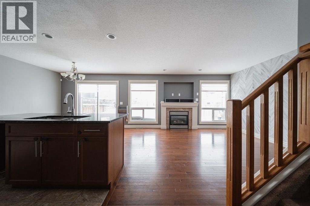 205 Diamondstone Ridge, Fort McMurray