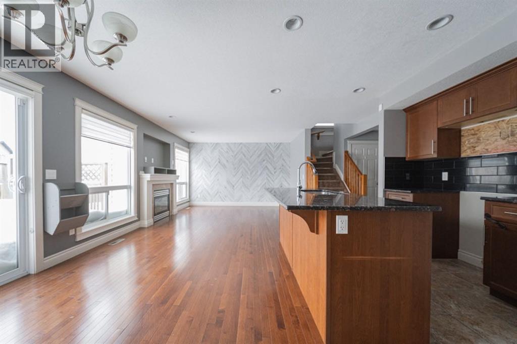 205 Diamondstone Ridge, Fort McMurray