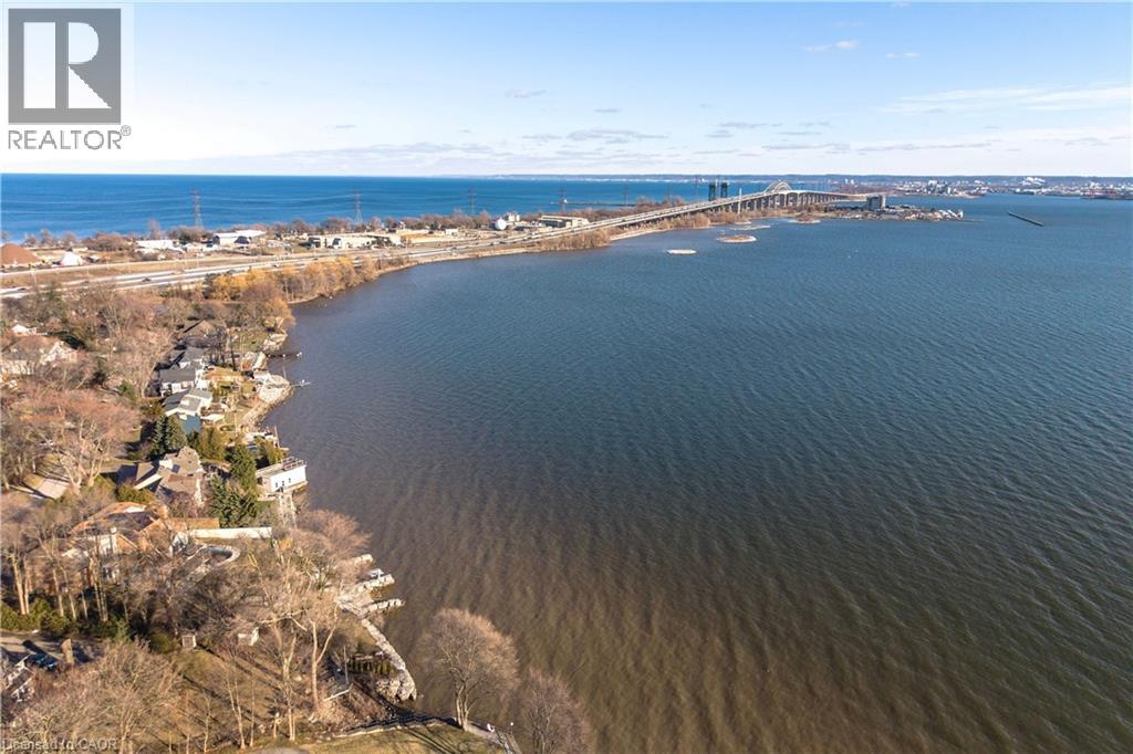 1012 NORTH SHORE BOULEVARD E - 48