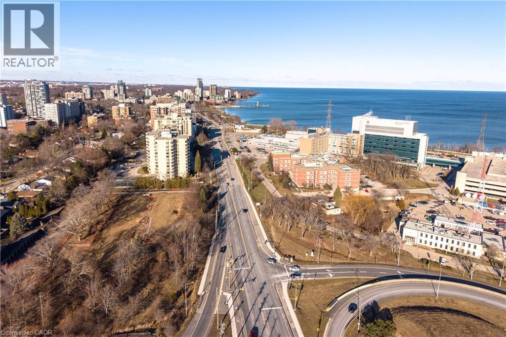 1012 NORTH SHORE BOULEVARD E - 50