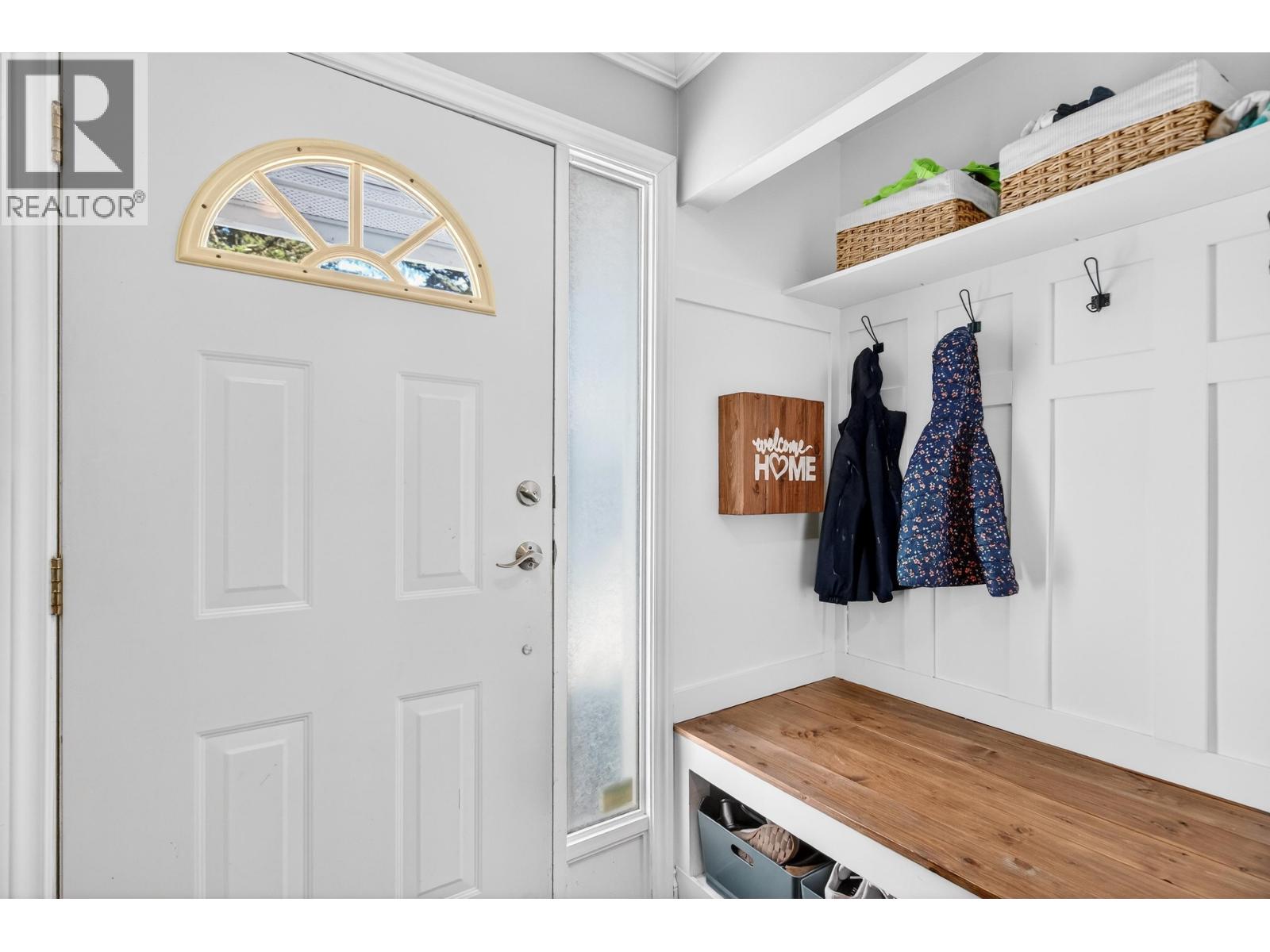 205 1180 FALCON Drive - photo 2