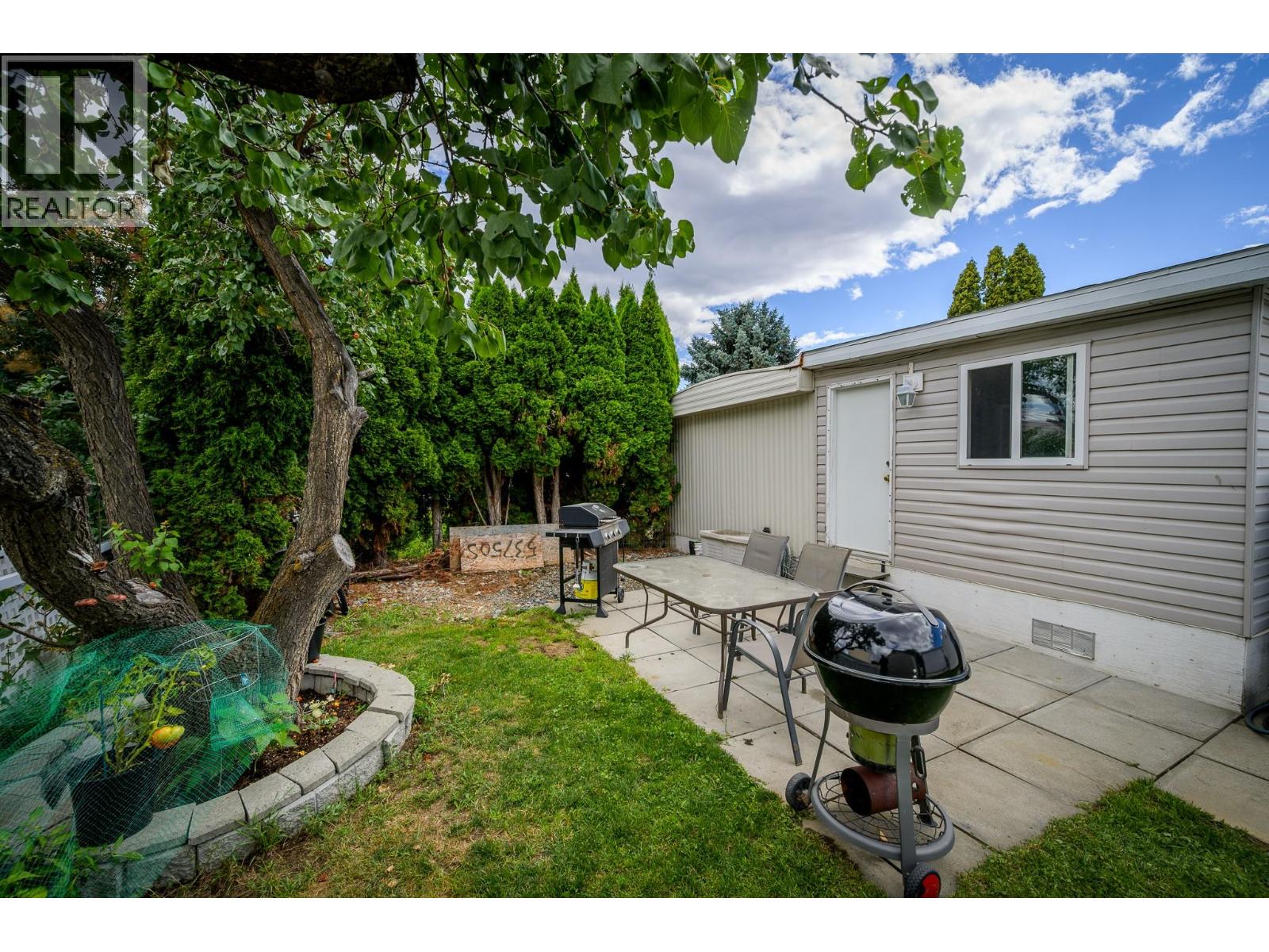 #112 2400 OAKDALE WAY - 15