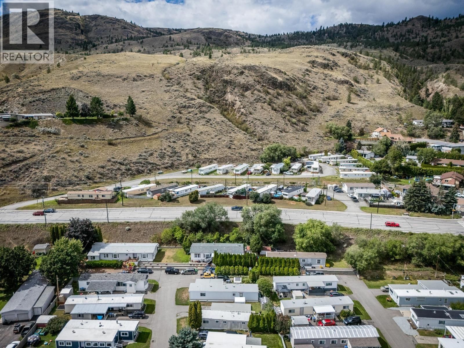 #112 2400 OAKDALE WAY - 23