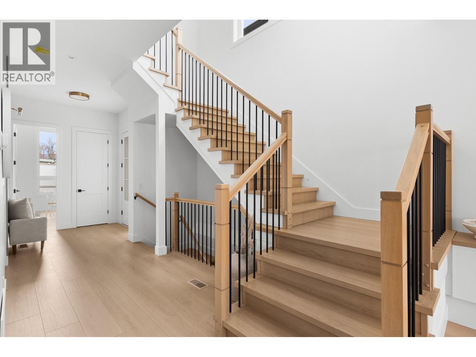  1012 Bull Crescent, Kelowna