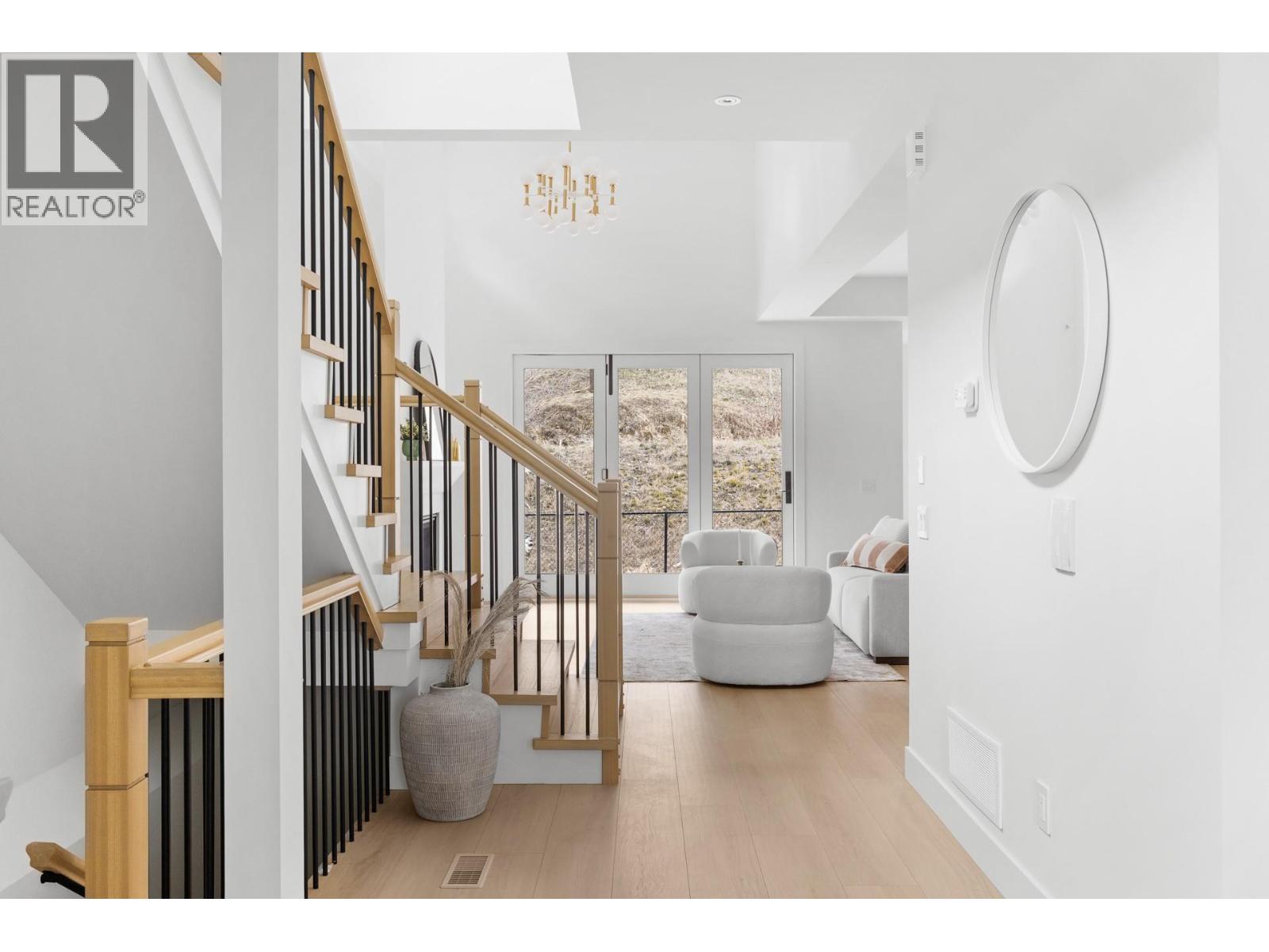  1012 Bull Crescent, Kelowna