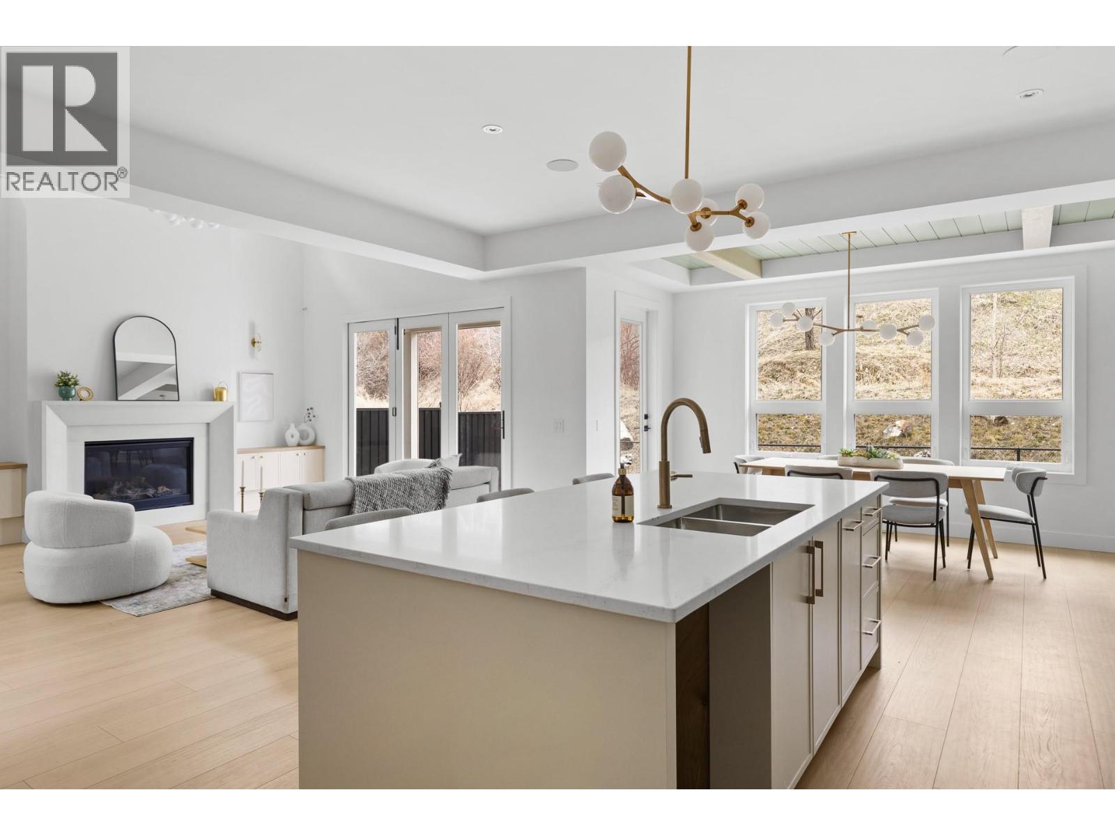  1012 Bull Crescent, Kelowna