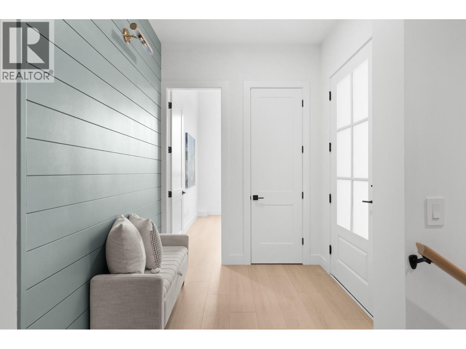  1012 Bull Crescent, Kelowna