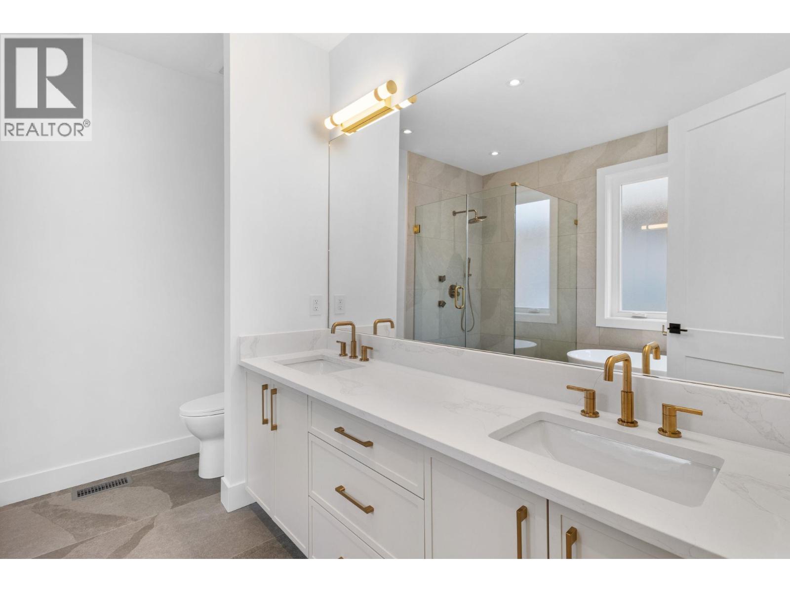  1012 Bull Crescent, Kelowna