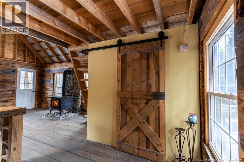 17.1 HEC HOWARD RD - 12