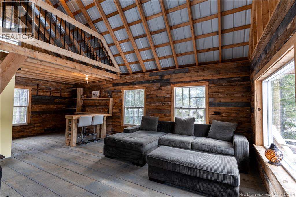 17.1 HEC HOWARD RD - Image 2