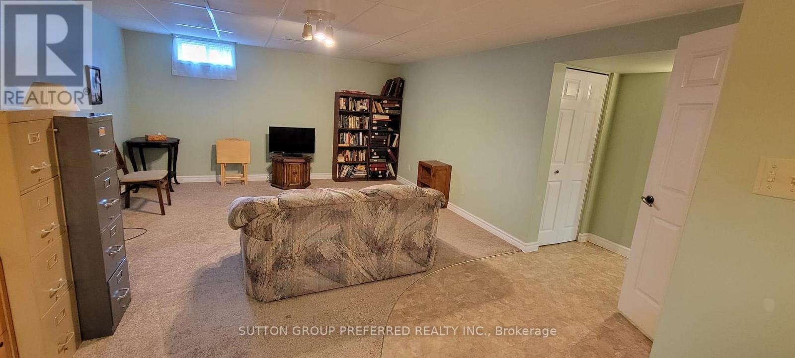 55 - 211 PINE VALLEY DRIVE Property Photo