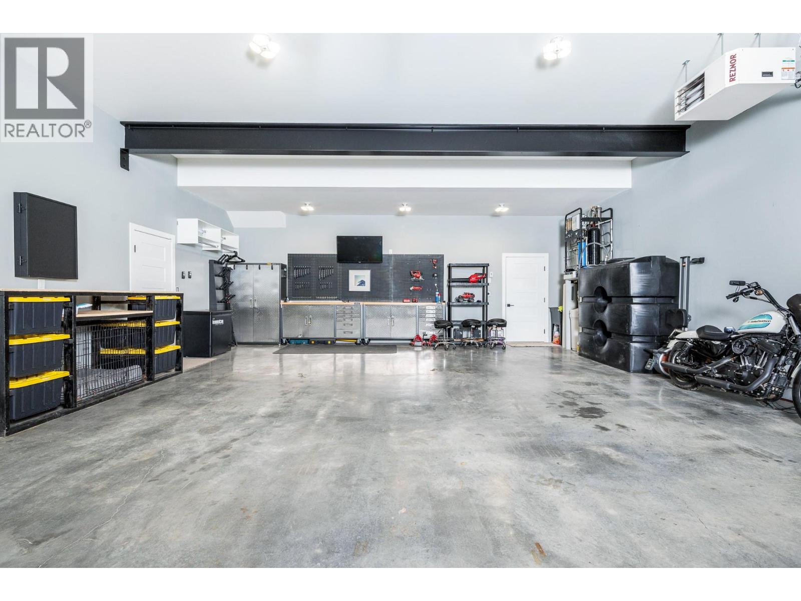 #5 5720 Hartnell Road - 35