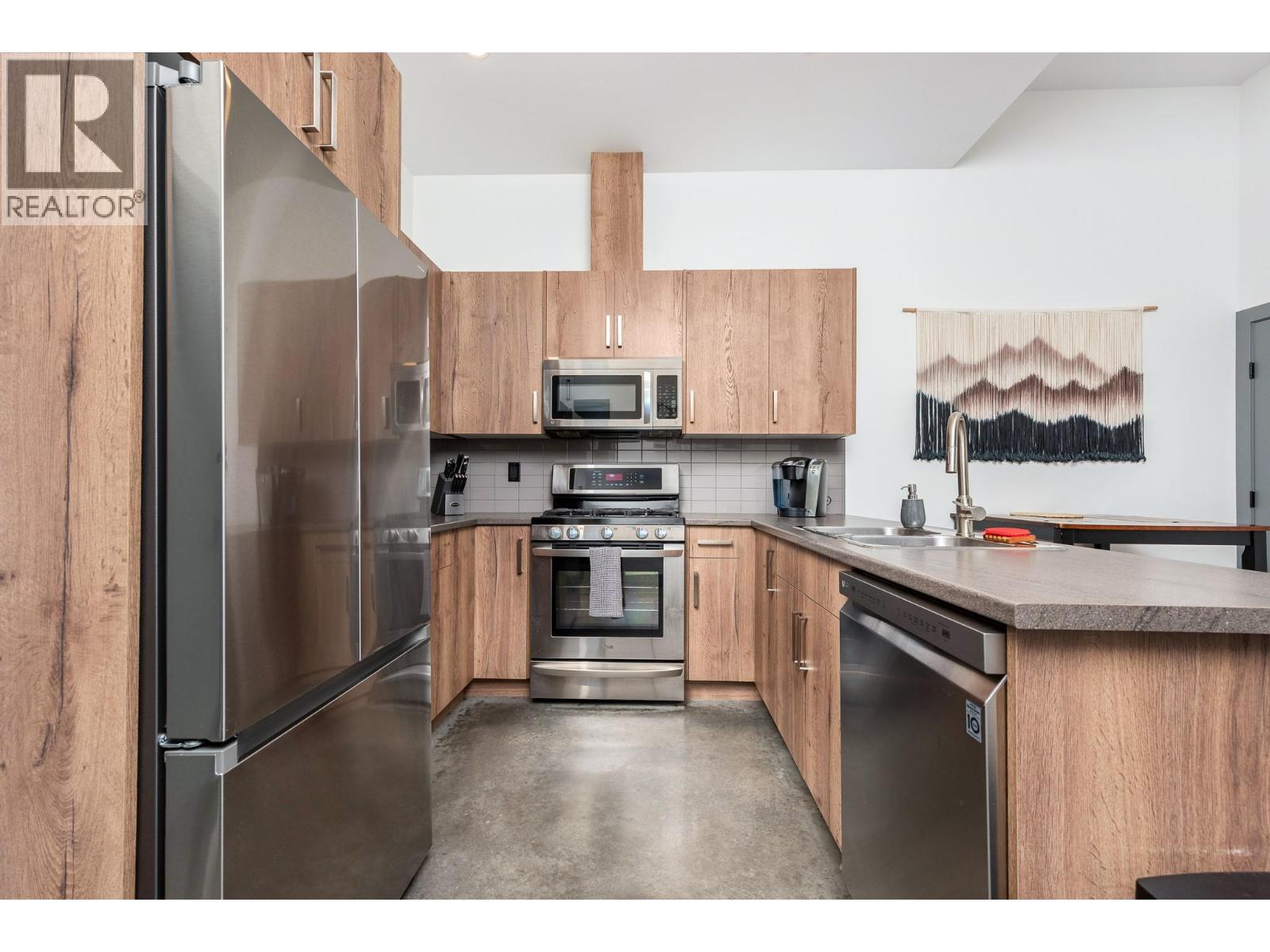 #5 5720 Hartnell Road - 41