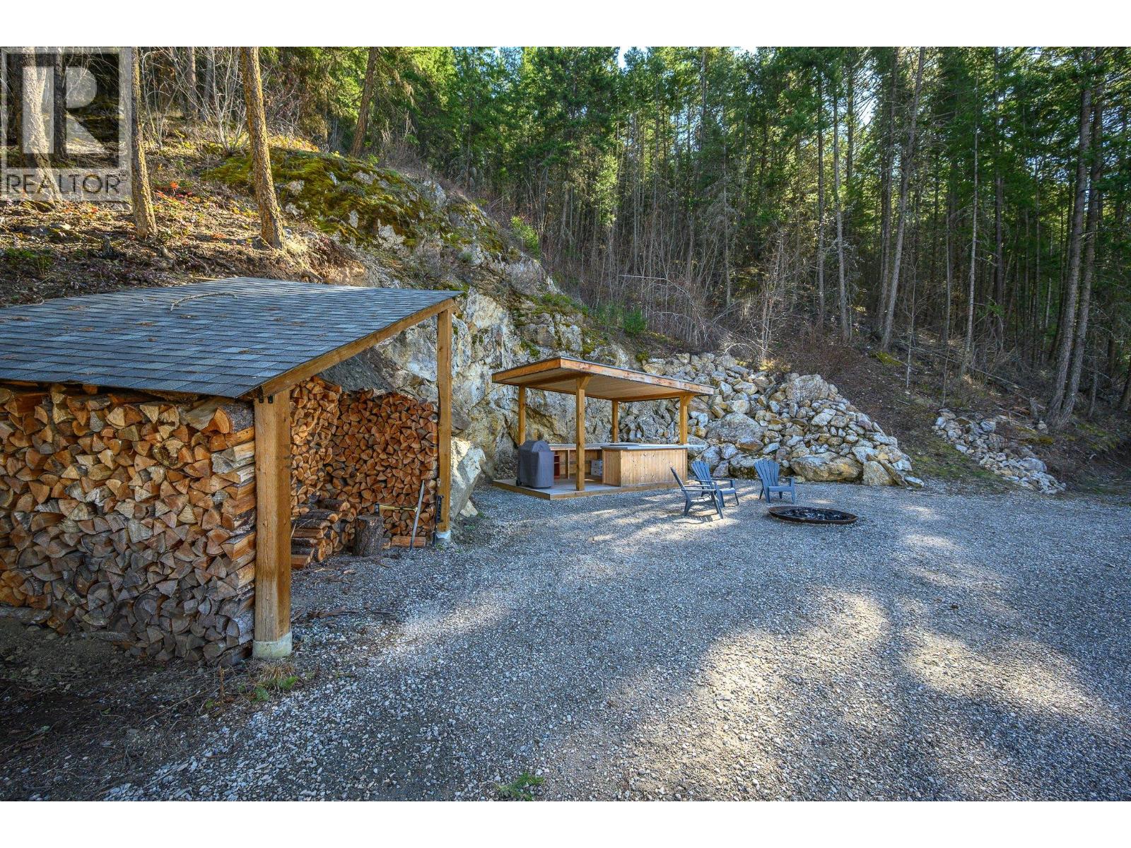 #5 5720 HARTNELL ROAD - 48